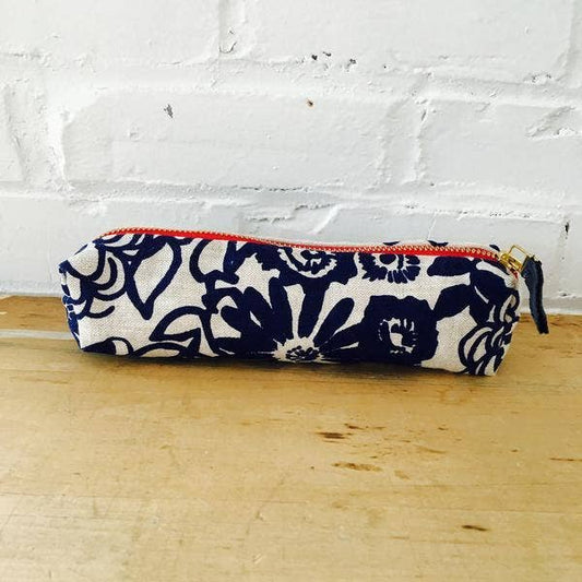 Round Pencil Case Navy Garden