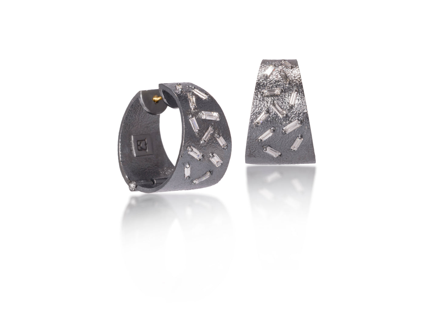 Ice Huggie Earring Oxidized Silver with Diamonds
