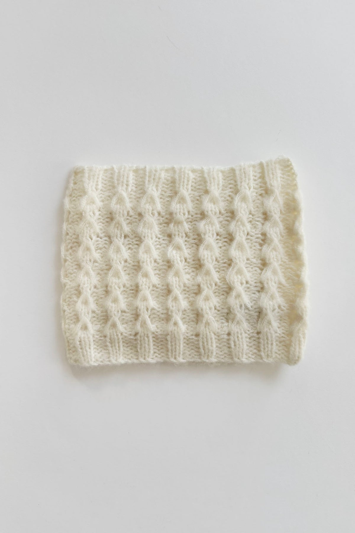 Marks Funnelneck Ivory