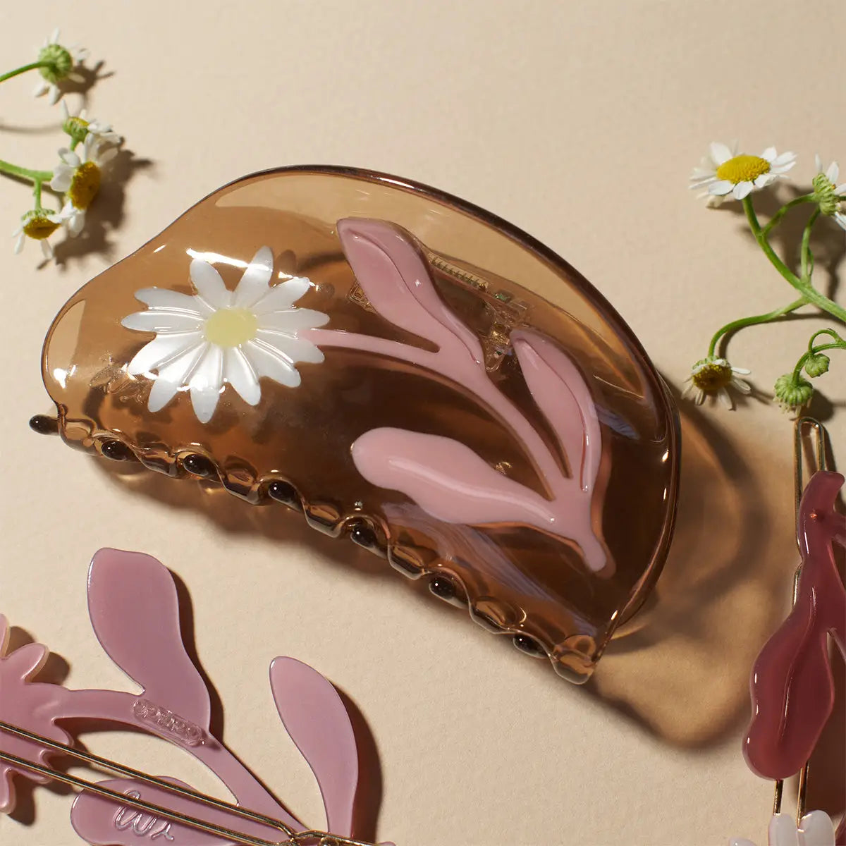 Daisy Flower Hair Claw