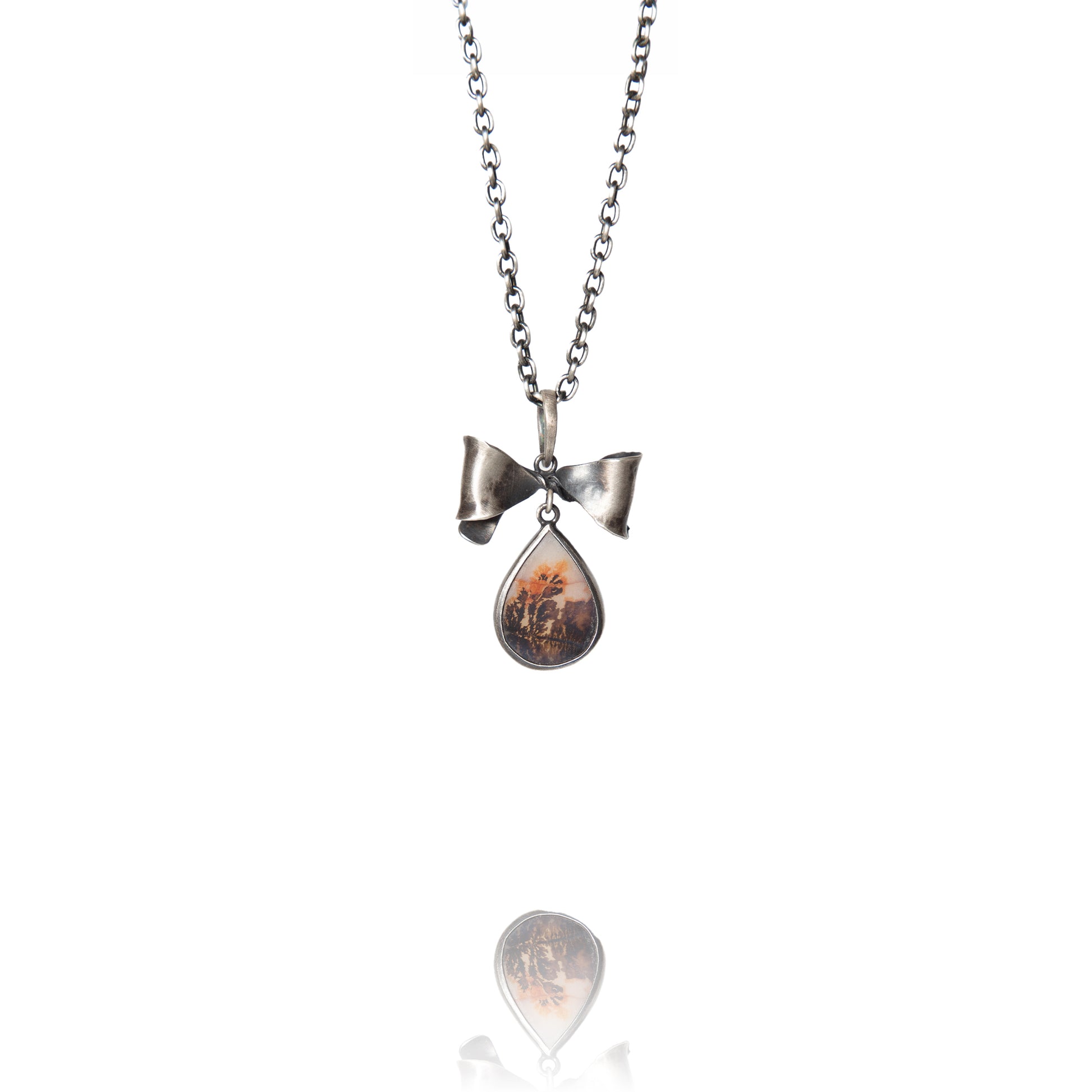 Small sterling silver bow necklace with agate