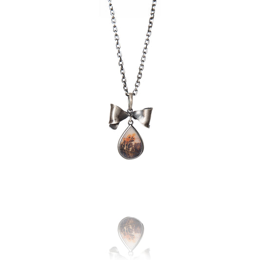 Small sterling silver bow necklace with agate
